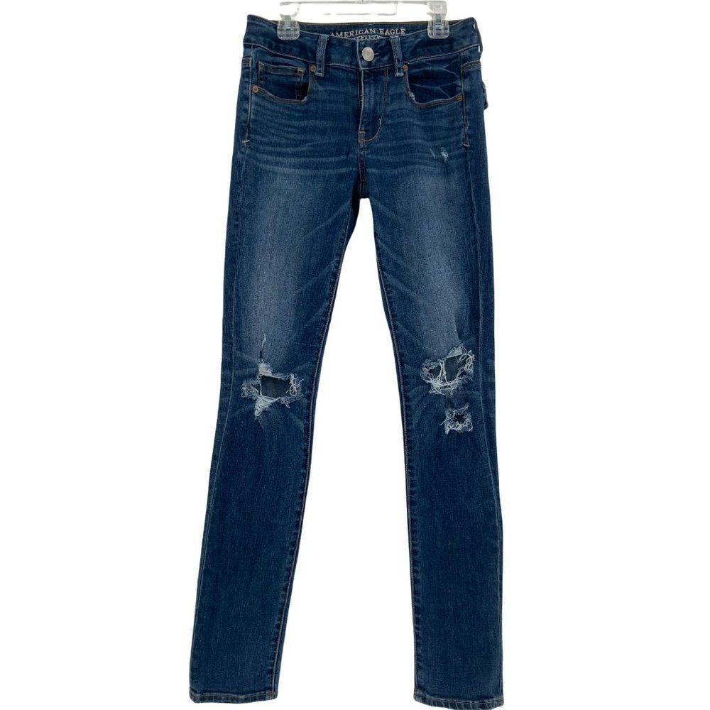 ‎American Eagle Super Stretch Distressed Skinny Jeans Size 2